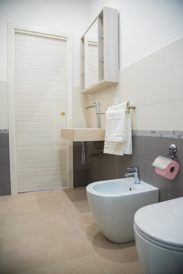 A & G Relax Rooms 시라쿠사 외부 사진